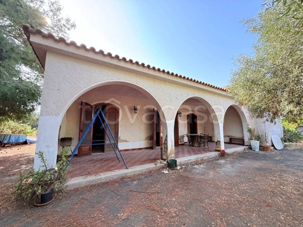 casa indipendente in vendita a Siracusa in zona Isola / Plemmirio