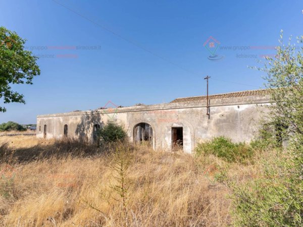 casa indipendente in vendita a Siracusa