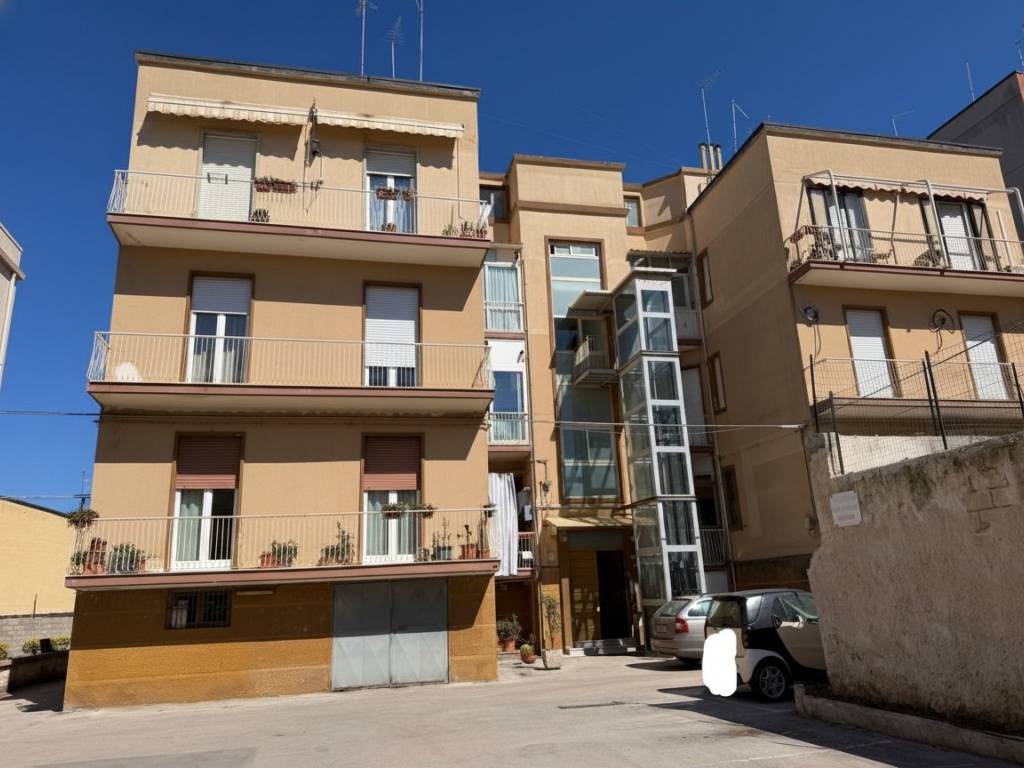 appartamento in vendita a Siracusa in zona Grottasanta