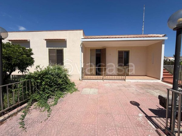 casa indipendente in vendita a Siracusa in zona Isola / Plemmirio