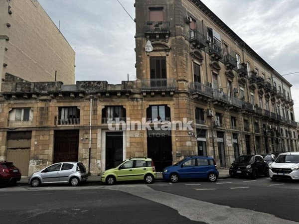 negozio in vendita a Siracusa in zona Centro Città