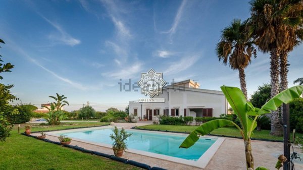 casa indipendente in vendita a Siracusa in zona Isola / Plemmirio