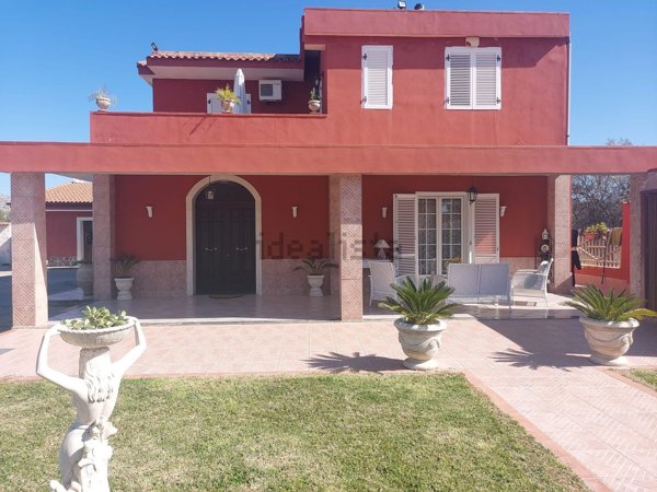 casa indipendente in vendita a Siracusa in zona Belvedere