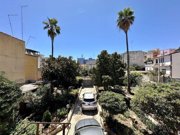 casa indipendente in vendita a Siracusa in zona Centro Città