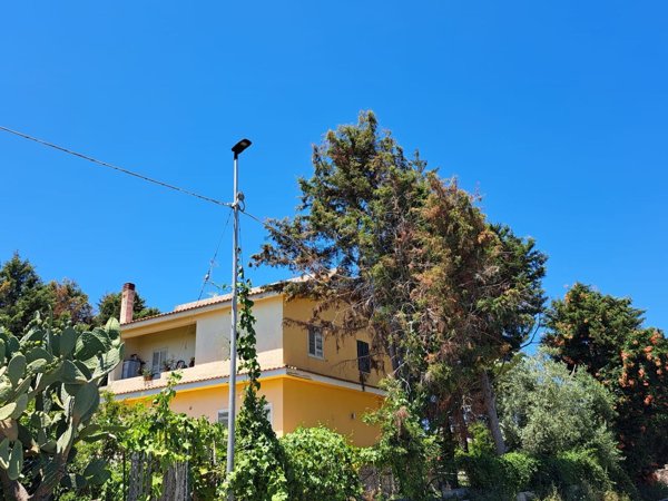 casa indipendente in vendita a Siracusa in zona Belvedere