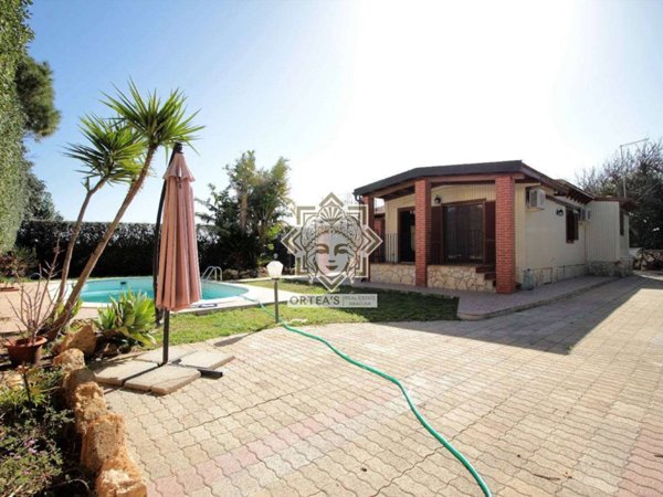 casa indipendente in vendita a Siracusa in zona Isola / Plemmirio