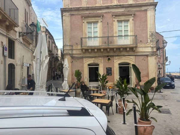 appartamento in vendita a Siracusa in zona Isola Ortigia
