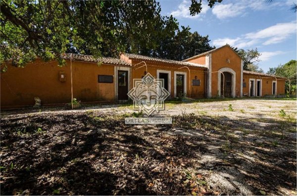 casa indipendente in vendita a Siracusa in zona Isola / Plemmirio