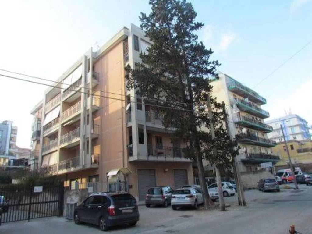 appartamento in vendita a Siracusa in zona Grottasanta