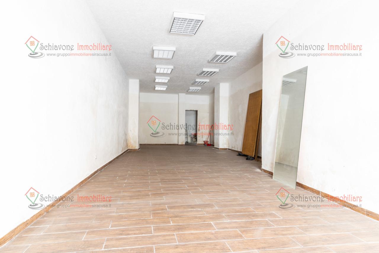 appartamento in vendita a Siracusa in zona Borgata