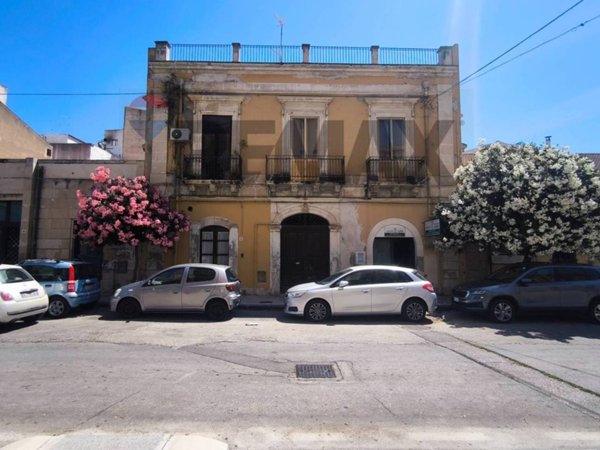 appartamento in vendita a Siracusa in zona Borgata