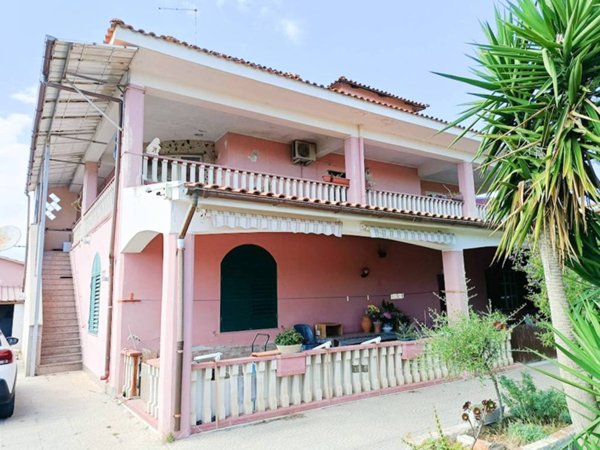 casa indipendente in vendita a Siracusa in zona Scala Greca