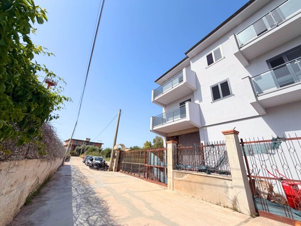 appartamento in vendita a Siracusa in zona Scala Greca