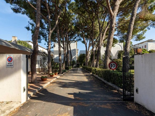appartamento in vendita a Siracusa in zona Scala Greca