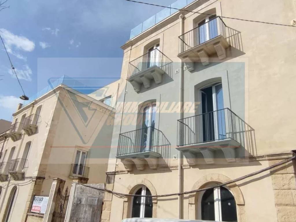 appartamento in vendita a Siracusa in zona Borgata