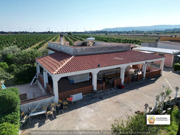 casa indipendente in vendita a Siracusa in zona Fontane Bianche