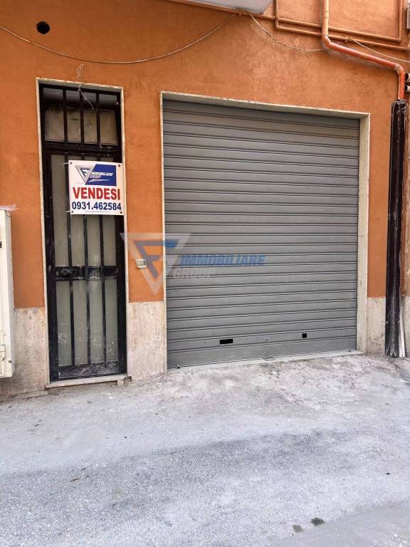 ufficio in vendita a Siracusa in zona Scala Greca