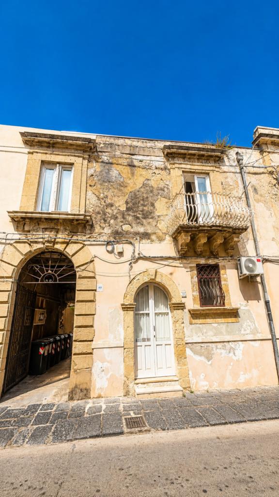 appartamento in vendita a Siracusa in zona Isola Ortigia