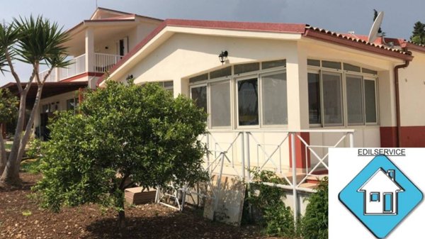 casa indipendente in vendita a Siracusa in zona Targia