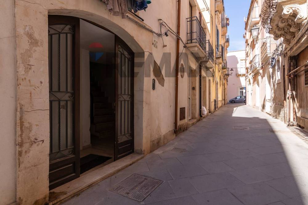 appartamento in vendita a Siracusa in zona Isola Ortigia