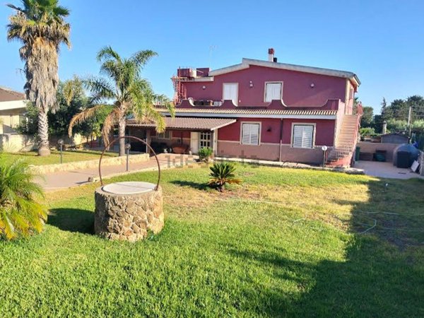 casa indipendente in vendita a Siracusa in zona Isola / Plemmirio