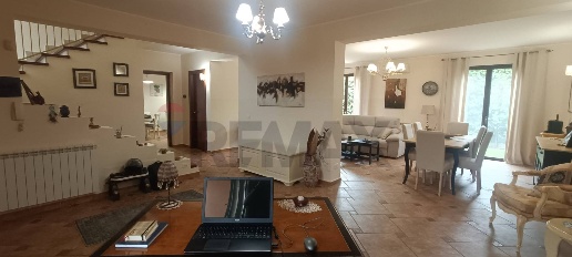 casa indipendente in vendita a Siracusa in zona Belvedere