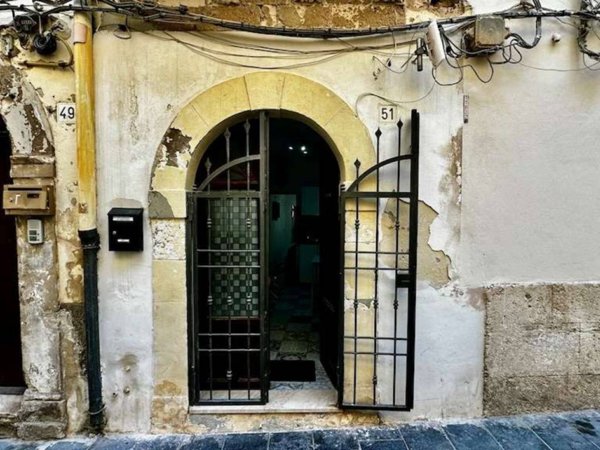 appartamento in vendita a Siracusa in zona Isola Ortigia