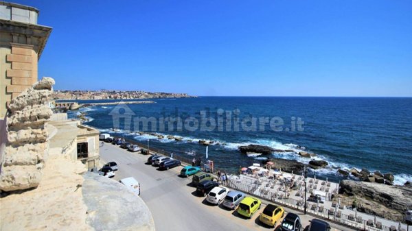 appartamento in vendita a Siracusa in zona Isola Ortigia