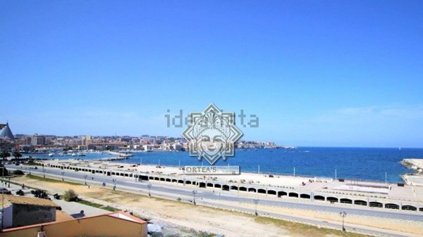 appartamento in vendita a Siracusa in zona Isola Ortigia