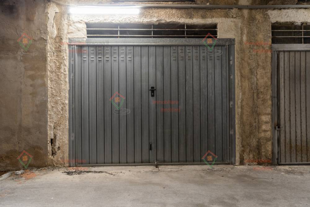 locale di sgombero in vendita a Siracusa