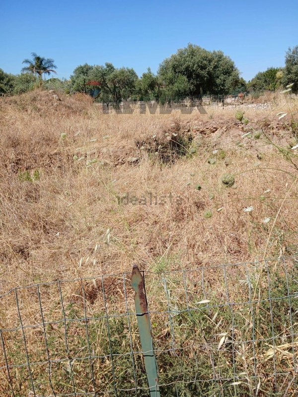 terreno edificabile in vendita a Siracusa in zona Belvedere