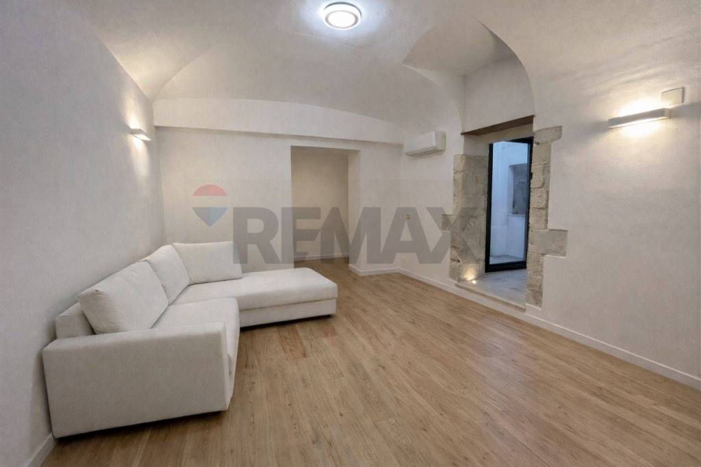 appartamento in vendita a Siracusa in zona Isola Ortigia
