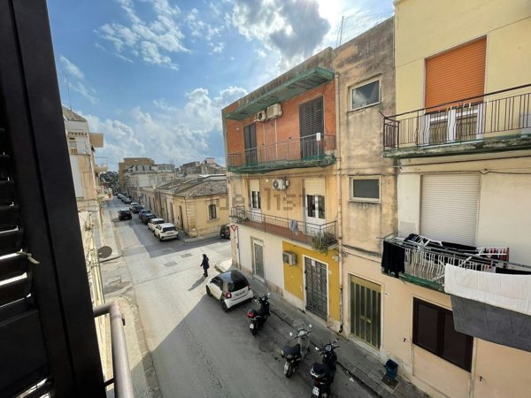 appartamento in vendita a Siracusa in zona Centro Città