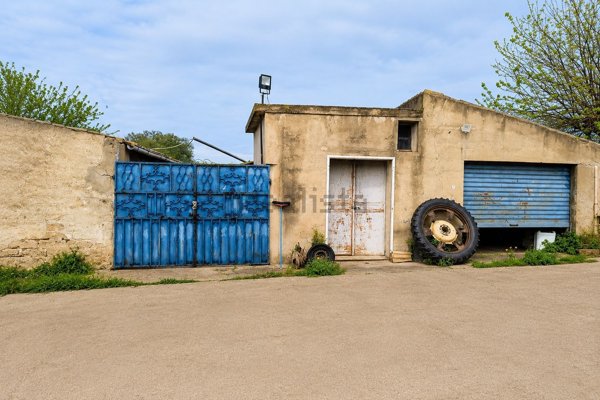 azienda agricola in vendita a Siracusa in zona Belvedere