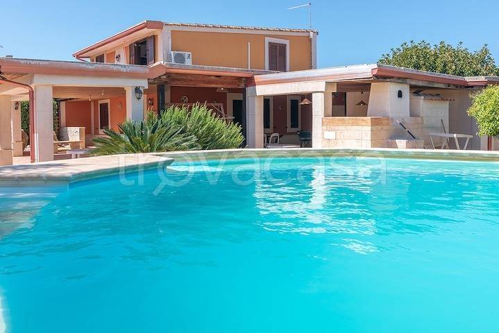 casa indipendente in vendita a Siracusa in zona Ognina