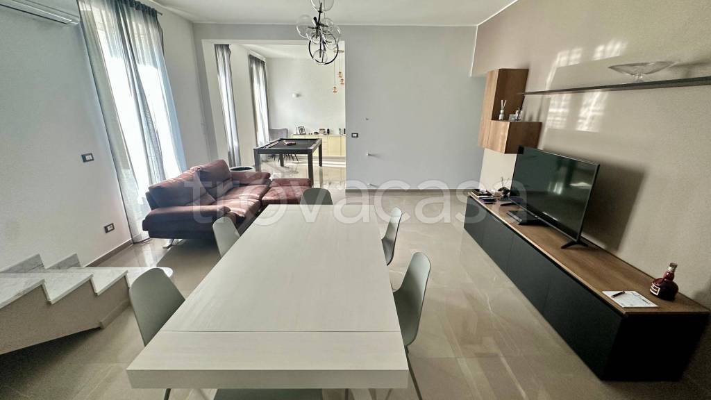 casa indipendente in vendita a Siracusa in zona Borgata