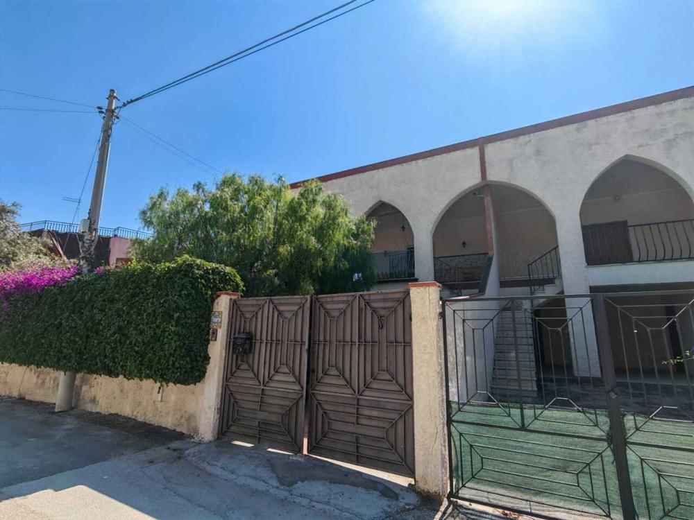 casa indipendente in vendita a Siracusa in zona Fontane Bianche