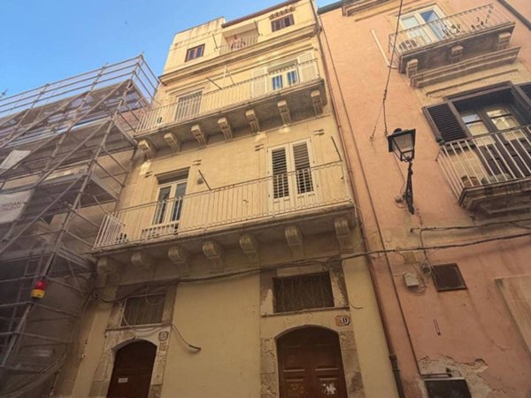 appartamento in vendita a Siracusa in zona Isola Ortigia