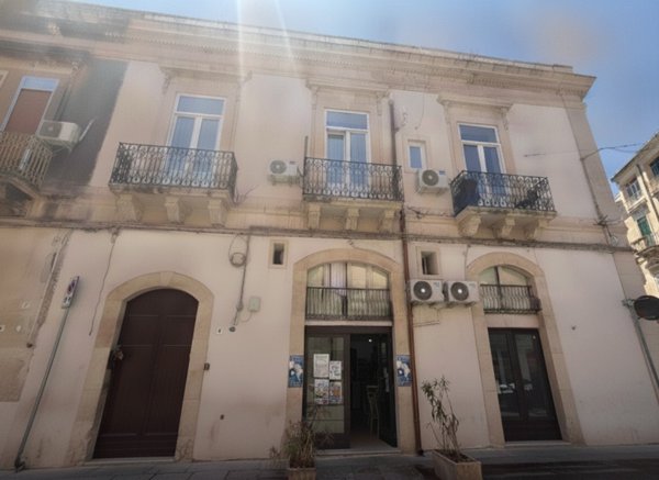 appartamento in vendita a Siracusa in zona Isola Ortigia