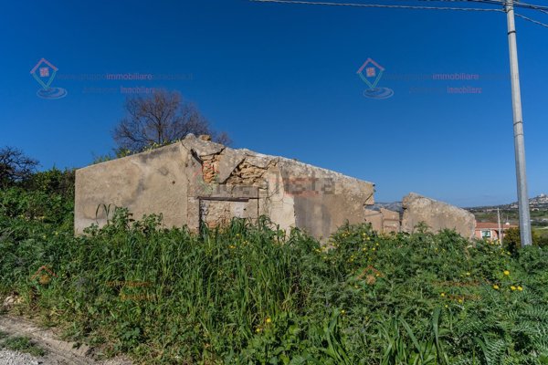 casale in vendita a Siracusa in zona Belvedere