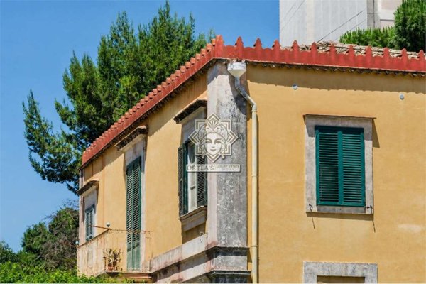 casa indipendente in vendita a Siracusa in zona Centro Città