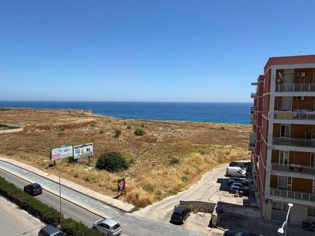 appartamento in vendita a Siracusa in zona Grottasanta
