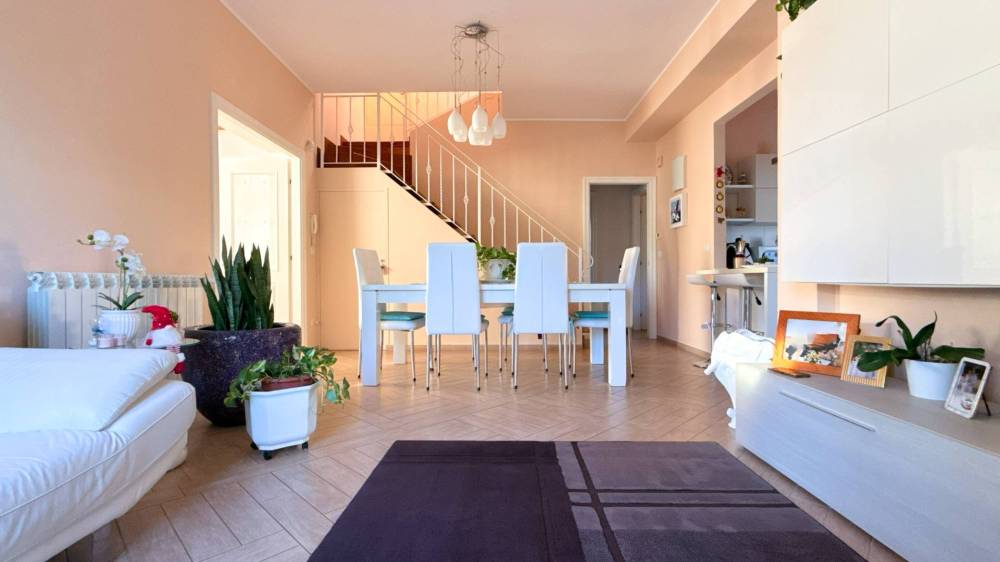 casa indipendente in vendita a Siracusa in zona Targia