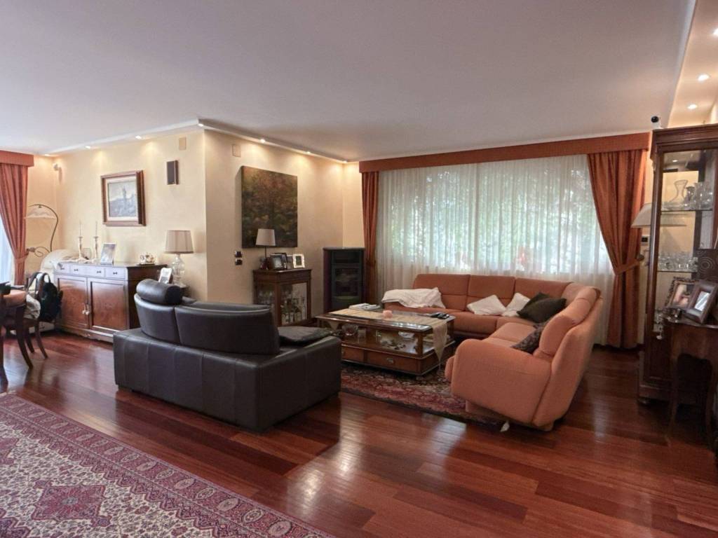 casa indipendente in vendita a Siracusa in zona Belvedere