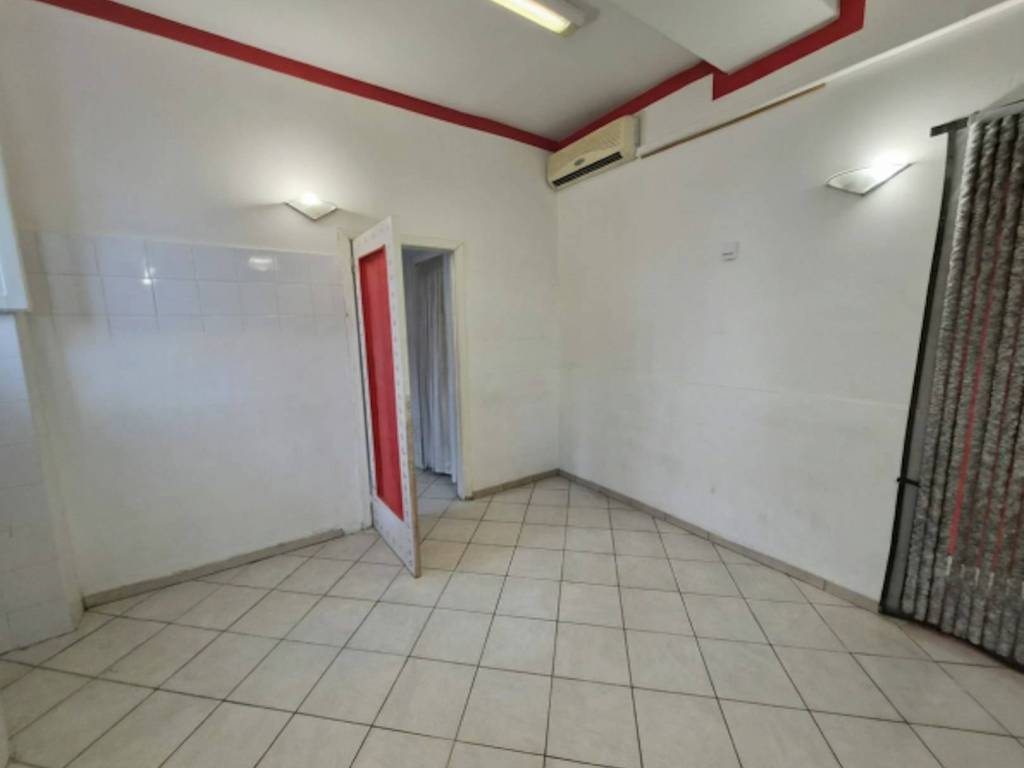 negozio in vendita a Siracusa in zona Centro Città