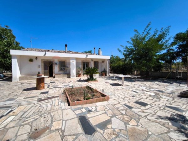 casa indipendente in vendita a Siracusa in zona Isola / Plemmirio