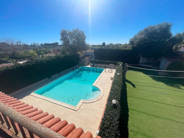 casa indipendente in vendita a Siracusa