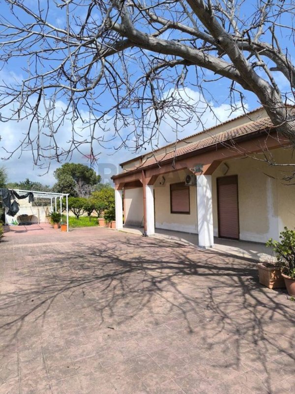 casa indipendente in vendita a Siracusa in zona Targia
