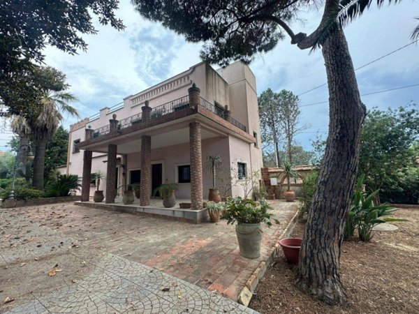 casa indipendente in vendita a Siracusa in zona Scala Greca