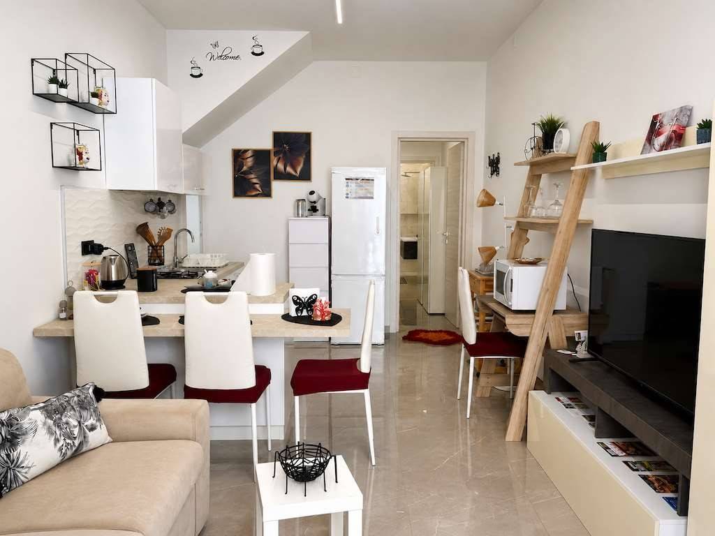 appartamento in vendita a Siracusa in zona Borgata